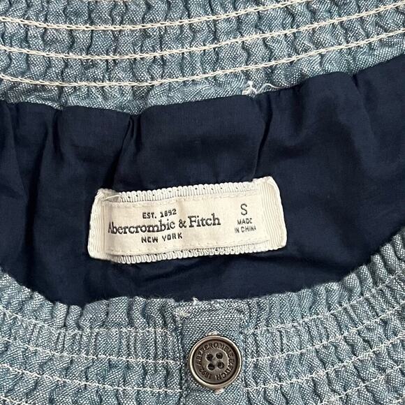 Abercrombie & Fitch Blue Chambray Smocked Elastic Waist Micro Miniskirt Size S/M - Picture 4 of 8